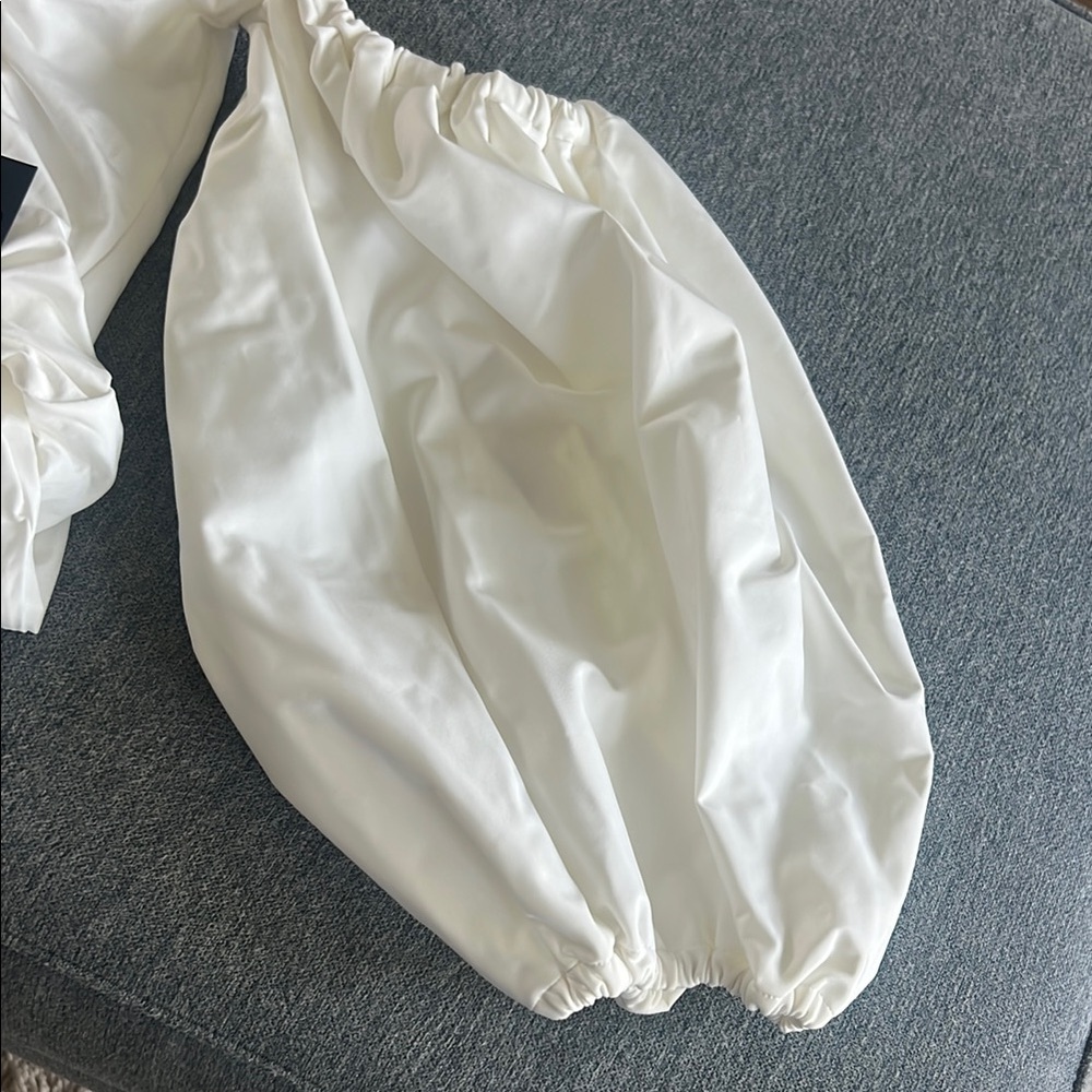 Maygel Coronel White One Piece Swimsuit with Puffed Sleeves - Picture 3 of 4